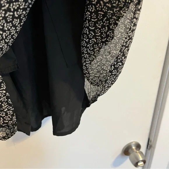 Madewell Black White Mini Dress Sophia Cami Tiered Mini Dress in Micro Daisy 2 - Picture 5 of 11